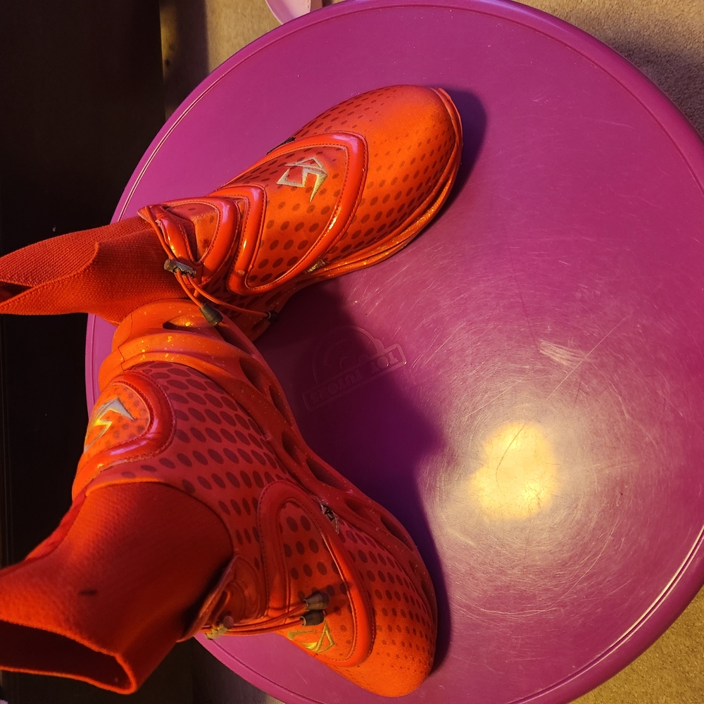 Red Tronus Athletic Sneakers
